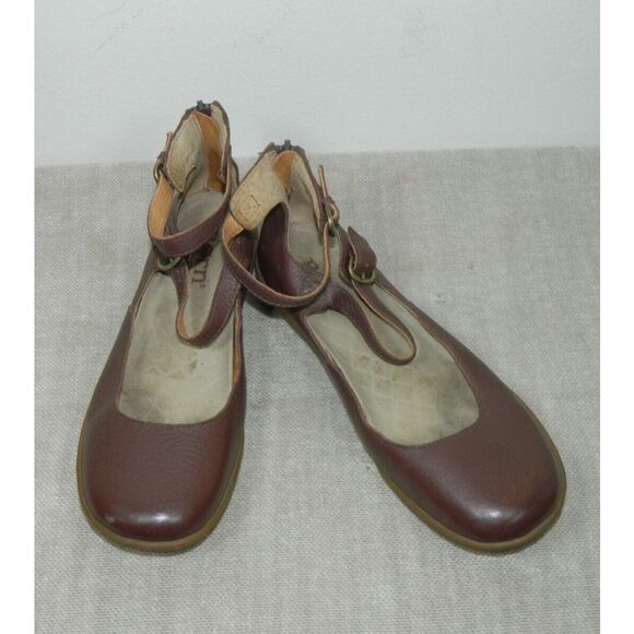 Born Dark Brown Leather Women's Flats - Picture 7 of 11